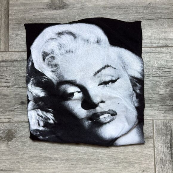 Marilyn Monroe Womens Black Short Sleeve Pullover Graphic Tee Shirt XL - Picture 1 of 9